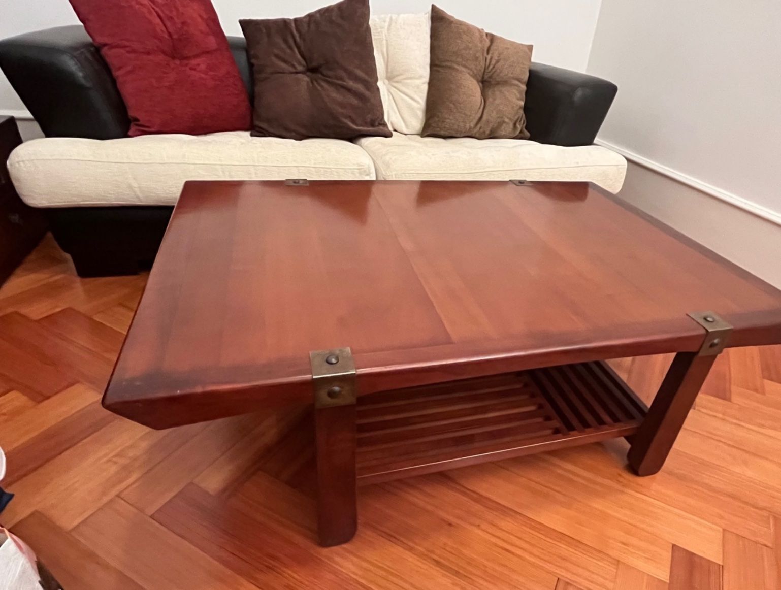 Roche Bobois Tavoli: Table basse vintage en bois massif – Usato da Lausanne venduto da BFO10 1