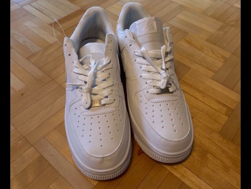 Scarpe da uomo: Nike Air Force – Nuovo e nell'imballaggio originale da Schaffhausen venduto da Jaggi