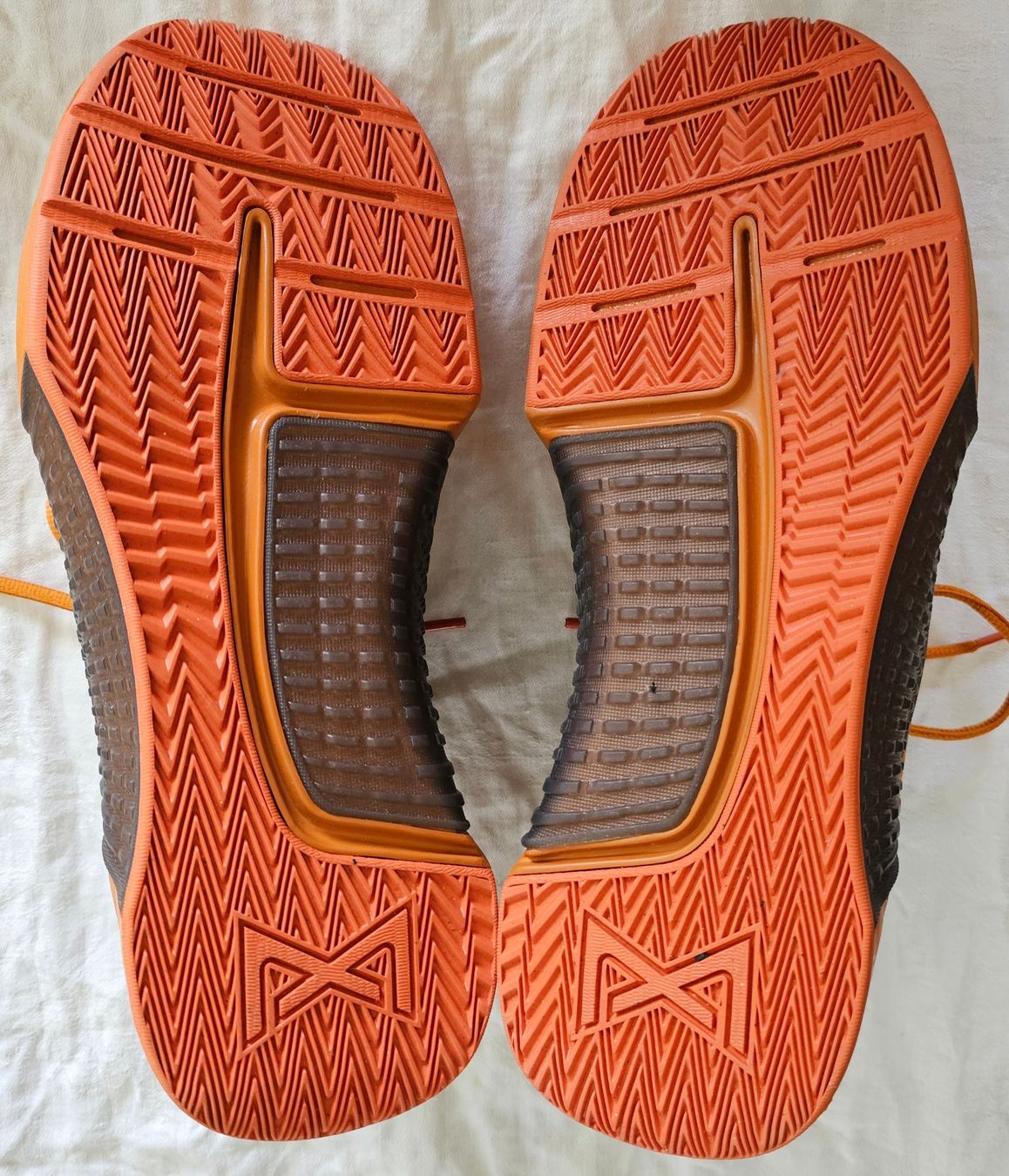 Nike Herrenschuhe: Nike Performance METCON 9, campfire orange, Gr. 44.5 – Neu (gemäss Beschreibung) aus Cham von Pfingsti 3