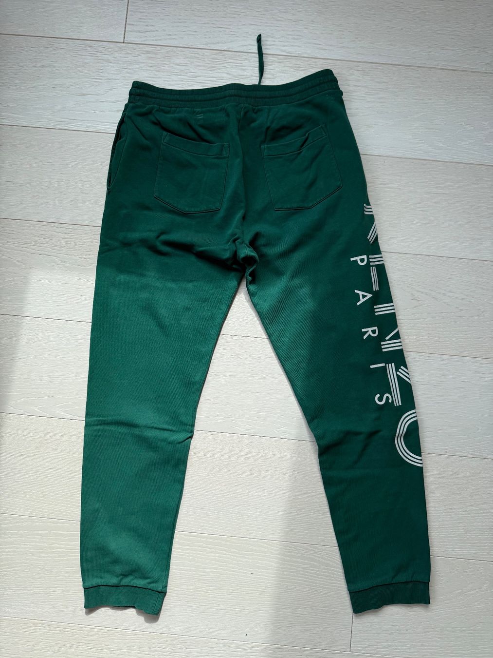 Kenzo Pantaloni: Kenzo - Cargohose / Jogginghose - Grösse M/L – Usato da Lugano venduto da onlyshop95 1