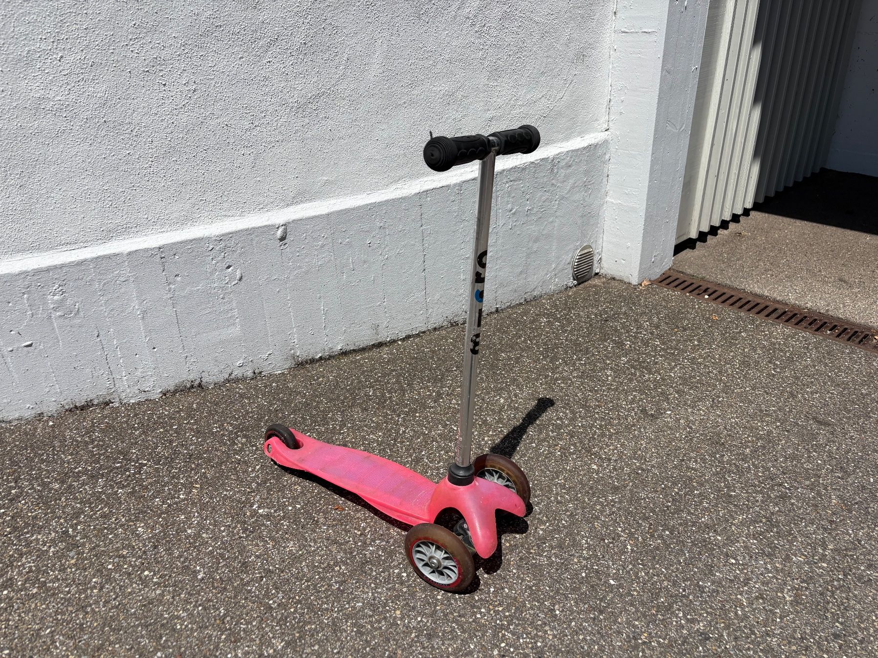 Micro Kickboard: Mini Micro Roller Scooter Trotti – Gebraucht aus Maennedorf von Petraam 2