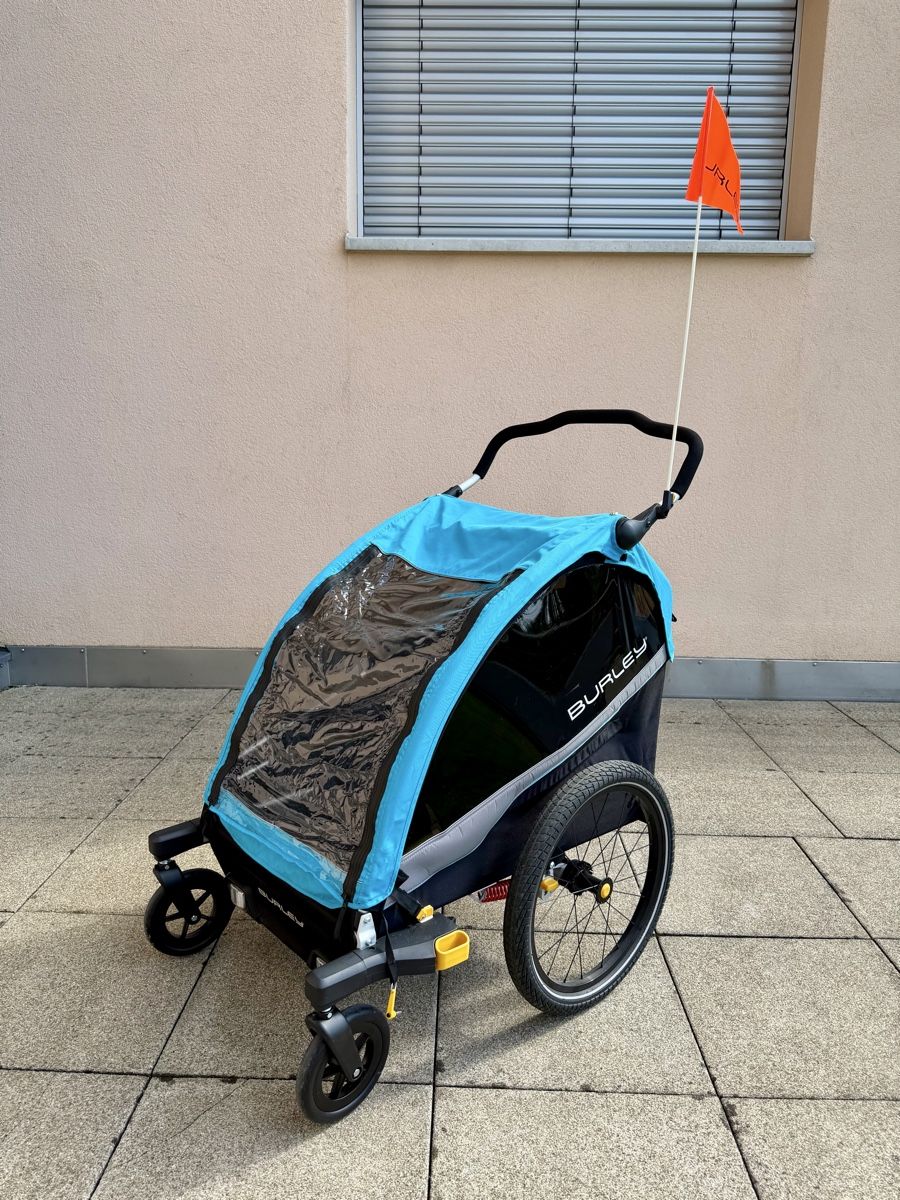 Burley Anhänger: BURLEY D‘Lite X 2 (DoppelSitz) – Gebraucht aus Freienbach von Badi1980
