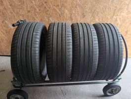 4x Sommerreifen Michelin Pilot Sport  235/50 R19 (0920)