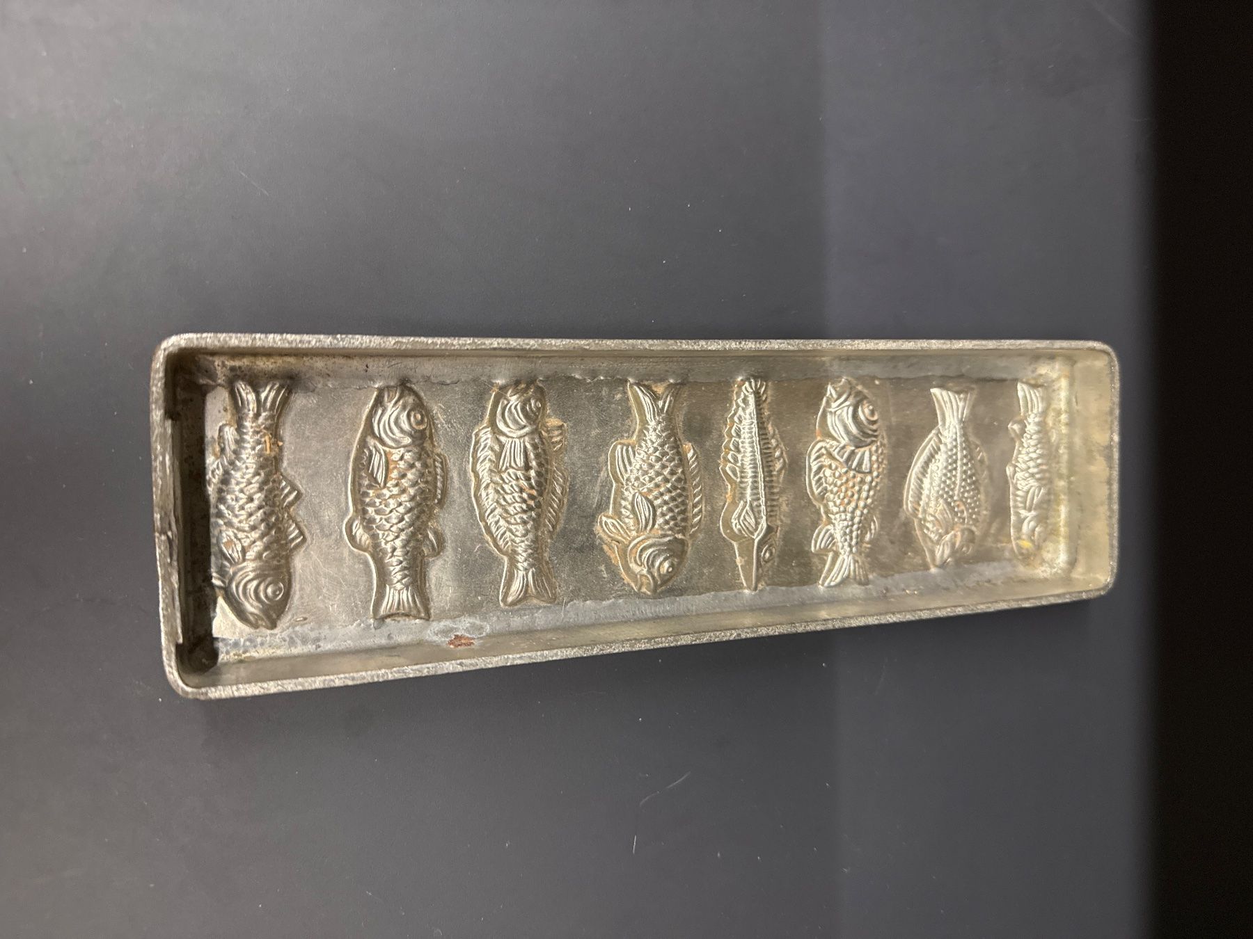 Teglie da forno: Moule chocolat ancien schokoladenform poisson – Usato da Lajoux JU venduto da Briard0 4