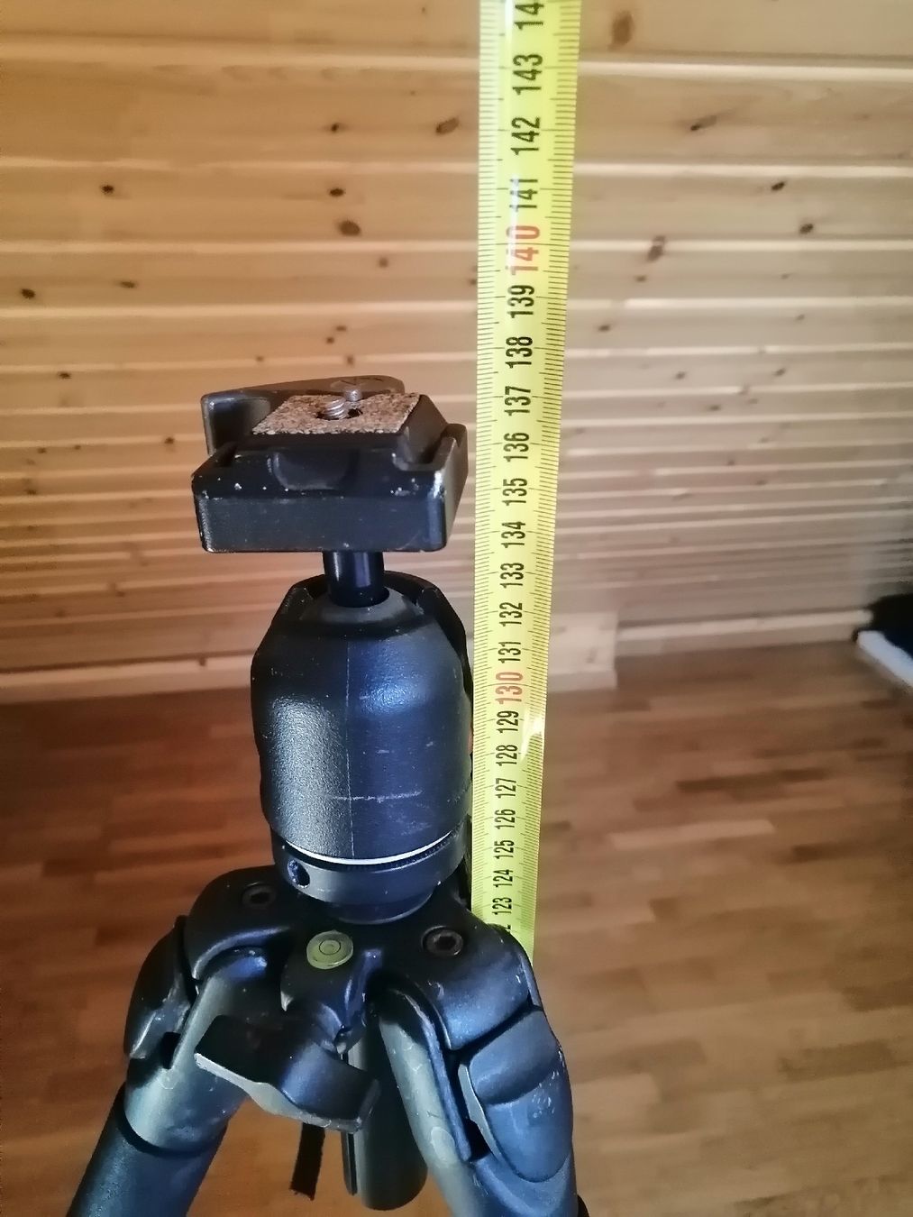 Fotocamera: Trépied photo Cullmann magnesit 525m – Usato da Chernex venduto da ced_zt5y 1