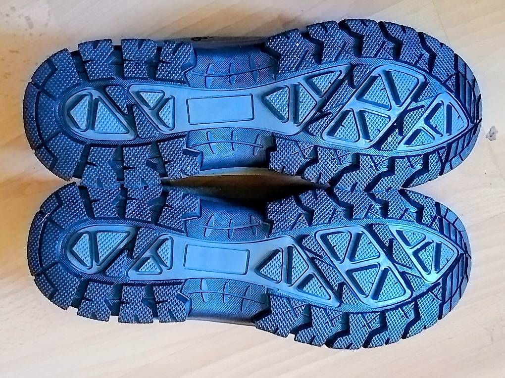 Scarpe da uomo: Neu Wanderschuh Halbschuh Grösse 49 statt 50 – Usato da Kriens venduto da Geduldsfaden 1
