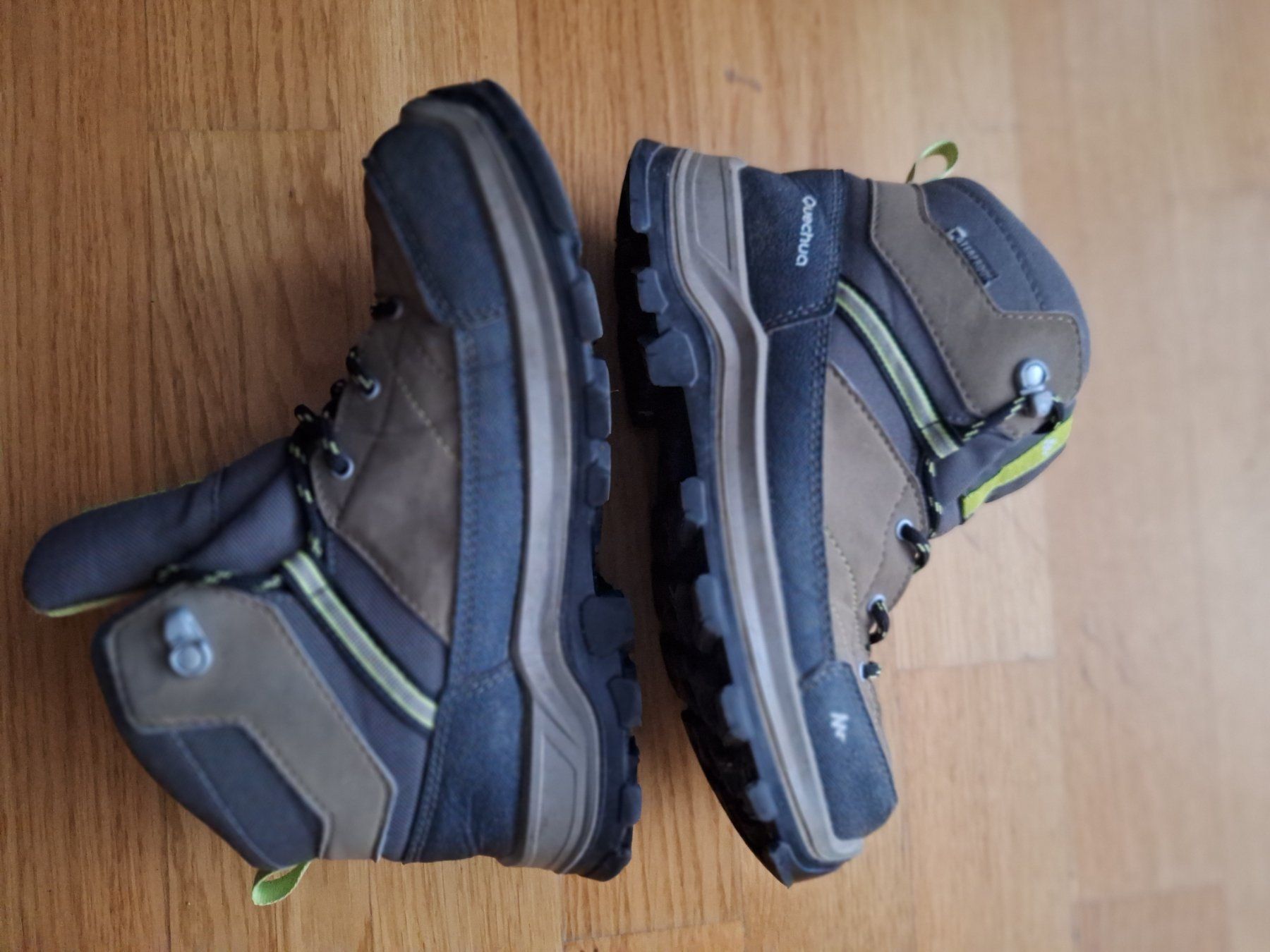Decathlon Scarpe da uomo: Quechua Wanderschuhe Gr. 37 – Usato da Burgdorf venduto da W31S 1