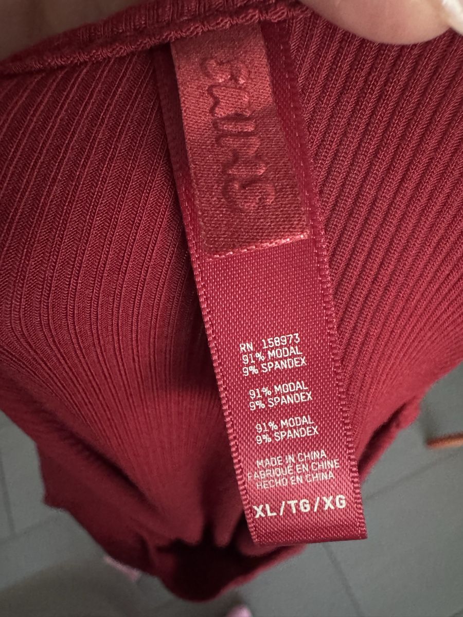 Skims Kleider: Kleid SKIMS XL langarm dunkelrot – Gebraucht aus Baden von Linda46 3