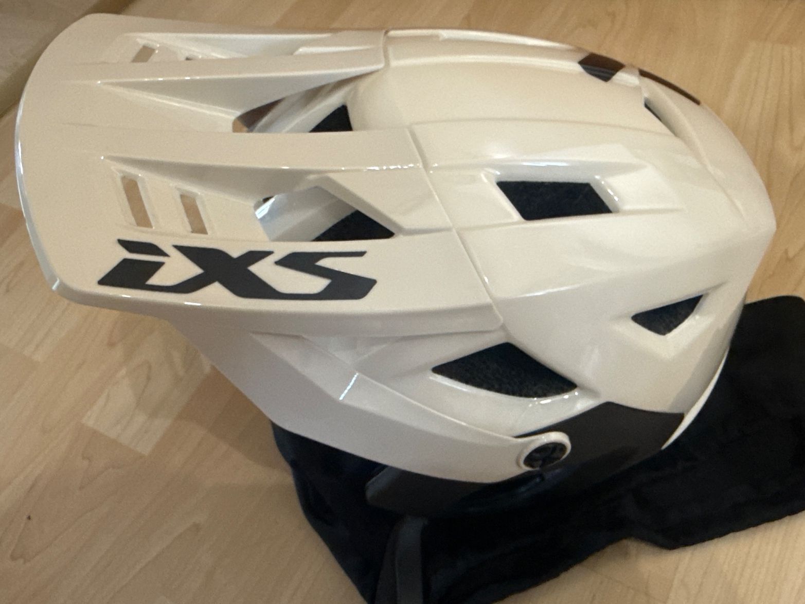 Casques: iXS Trigger X Mips Helm Gr. M 56-59 cm – D'occasion à Niederbuchsiten par at05m77 3