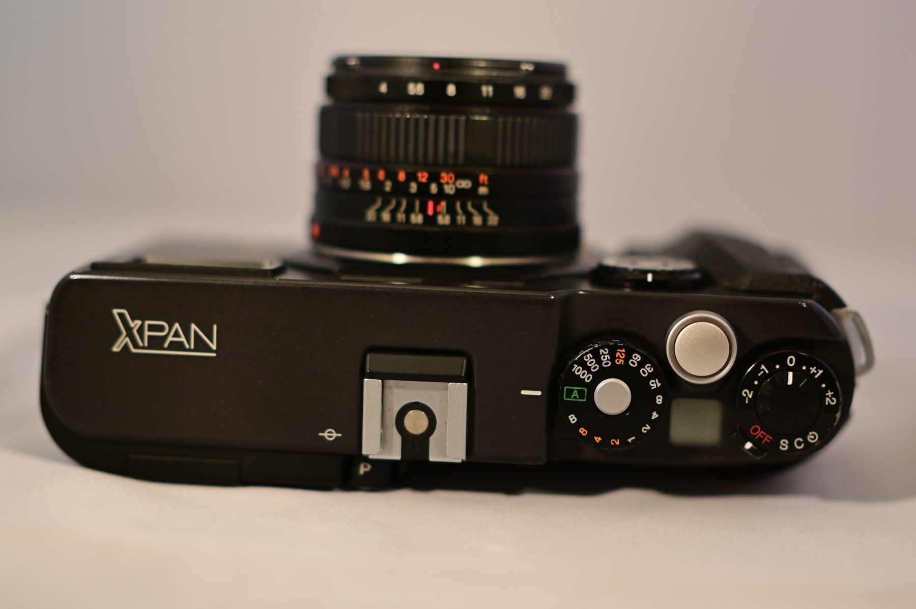 Hasselblad Kamera: Hasselblad XPan mit zwei Objektiven – Gebraucht aus Uster von Stoessda 3