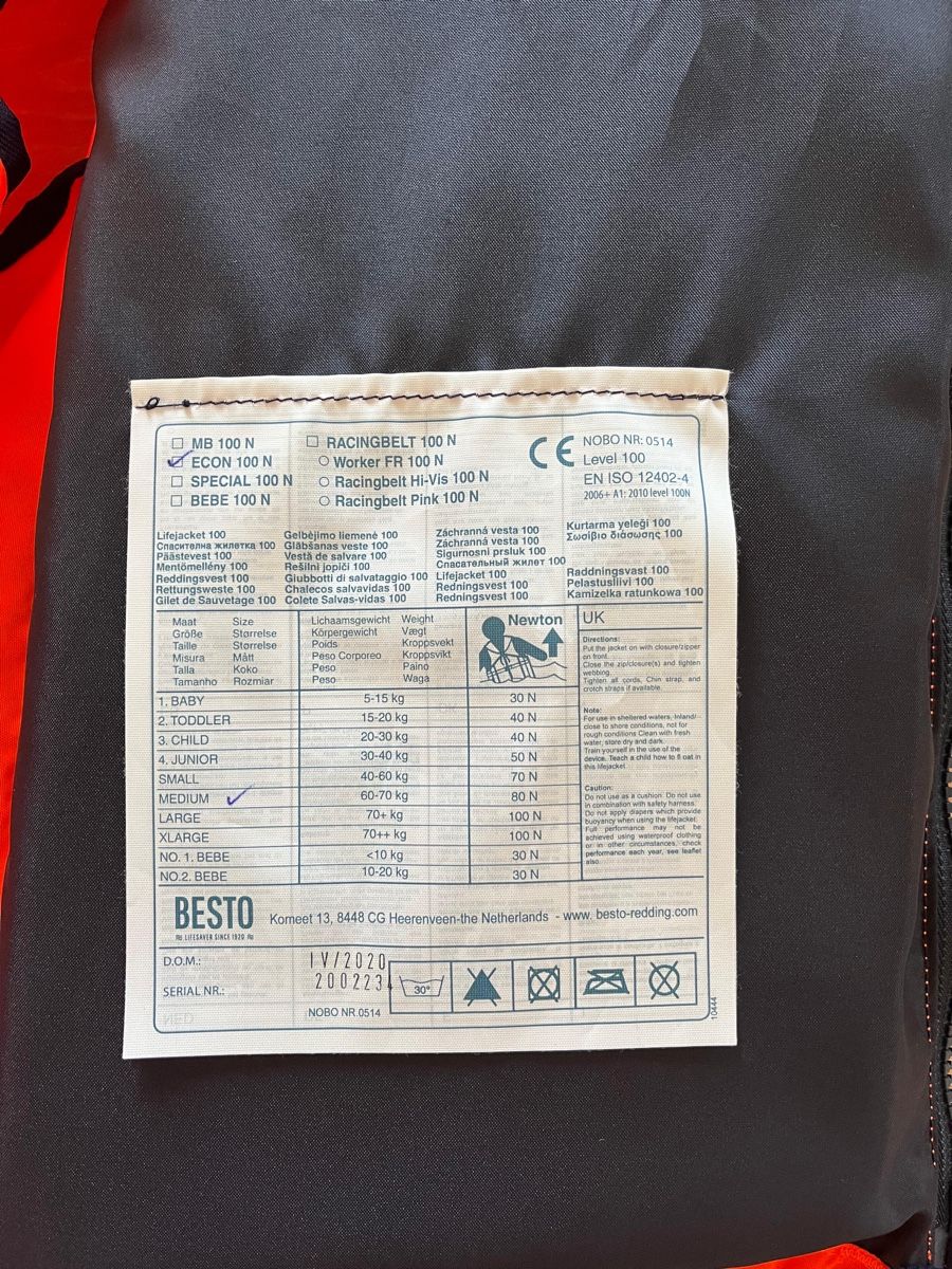 Schwimmwesten: Schwimmwesten 4 Stück neu – Neu (gemäss Beschreibung) aus Diessbach b. Büren von Stefand 5
