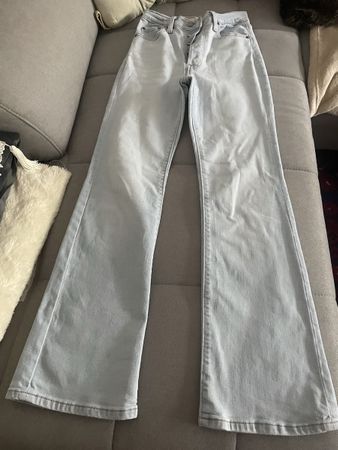 Jeans Levi's hellblau Grösse 25 guter Zustand