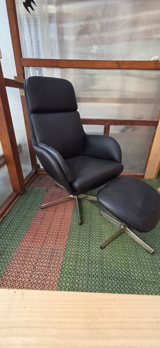 Jysk Fauteuils: Sessel mit Fusshocker – D'occasion à Worb par Oryon_Eyleen 1