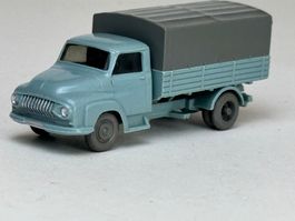 Ford 3500 graublau Pritsche mit Plane