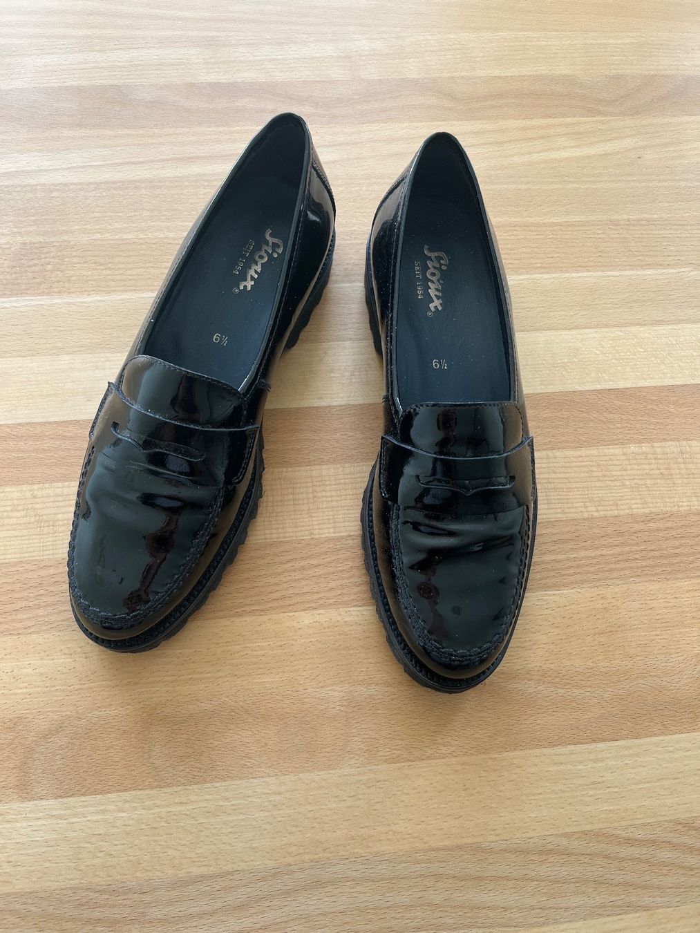 Damenschuhe: Sioux Lackschuhe Gr. 6 1/2 – Gebraucht aus Meilen von Krokodil307