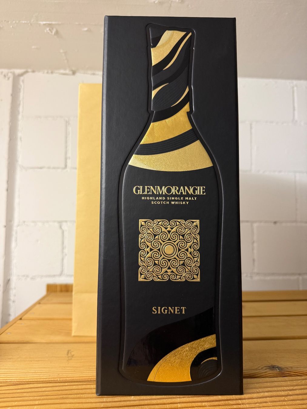 Glenmorangie Spirituosen: Glenmorangie Signet – Neu und originalverpackt aus Wiesendangen von whiskyandwine 2