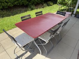 Schöner retro Gartentisch inkl. 6 Biergarten-Stühle