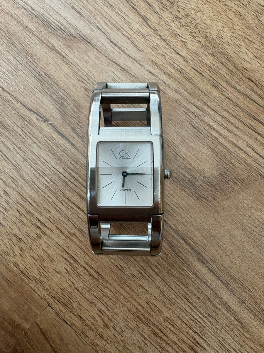 Calvin Klein Orologi: Calvin Klein Damenuhr, Silber – Usato da Rothenthurm venduto da JasiG