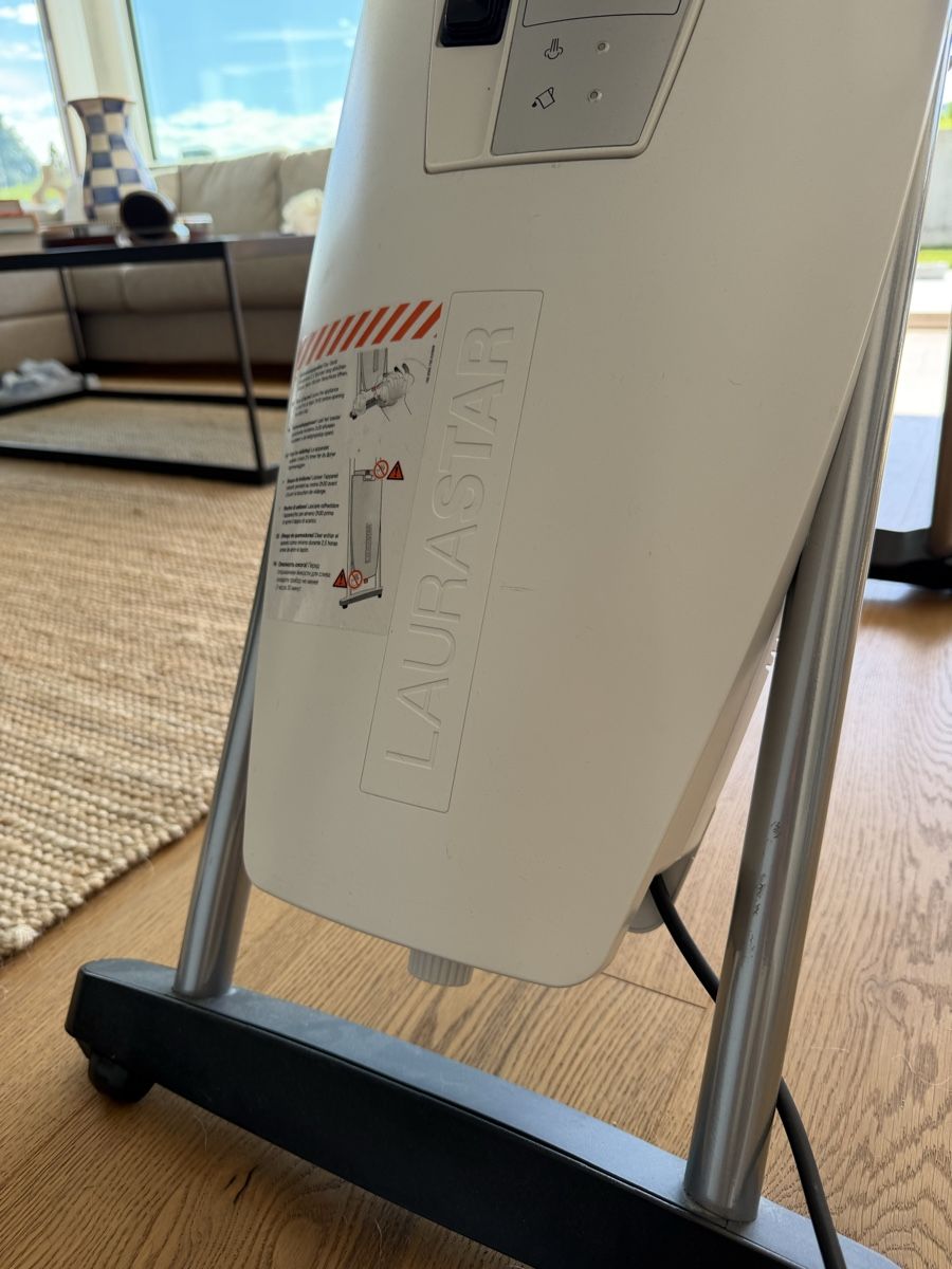 Laurastar Bügelbretter: LAURASTAR S7 Steam Ironing System  – Gebraucht aus Fahrweid von SR_ZH 5