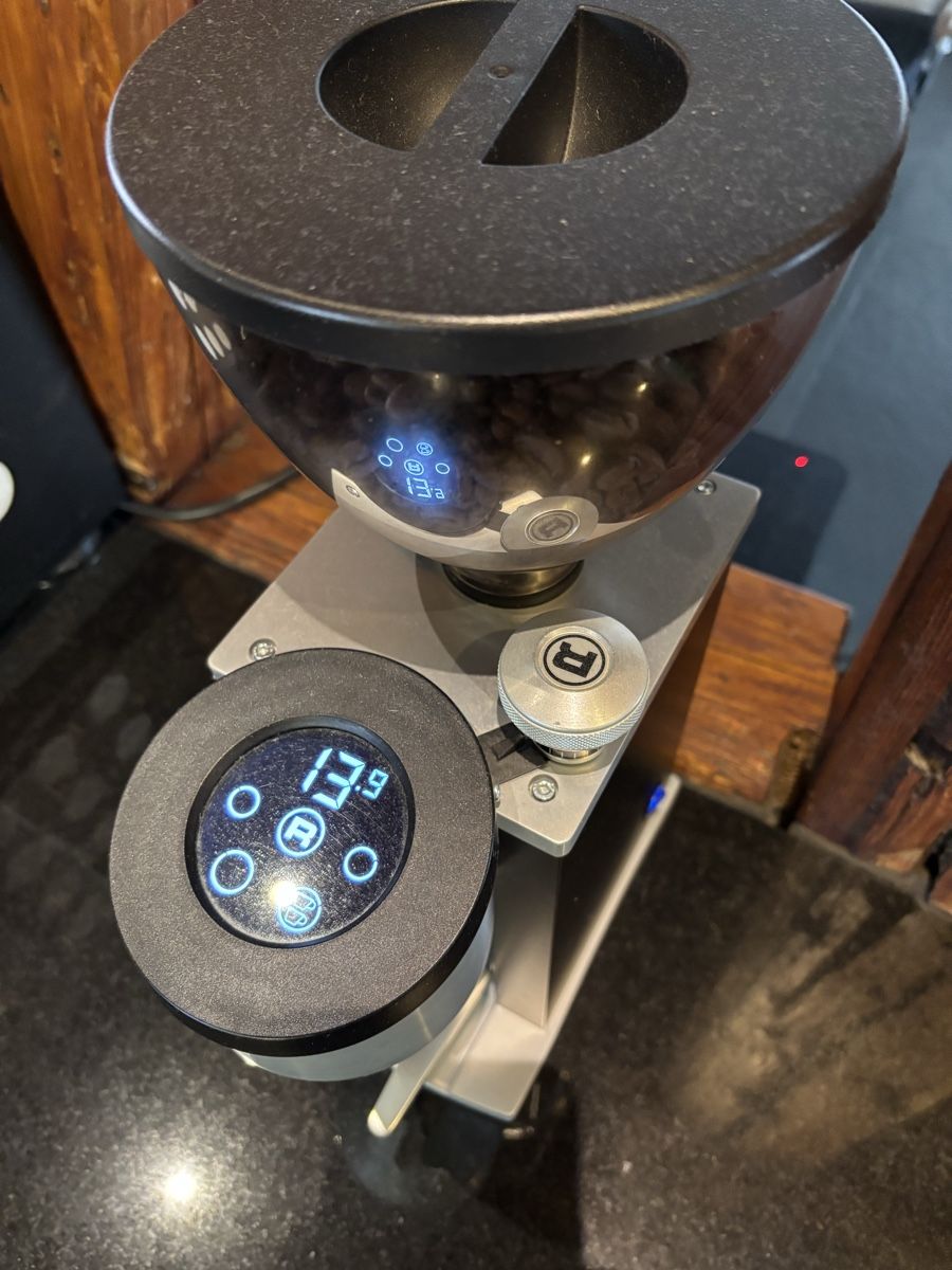 Rocket Macchine per caffè & Macchine per espresso: Rocket Appartamento Espressomaschine + Mühle Faustino – Nuovo (secondo la descrizione) da Ermatingen venduto da car_5q9w 5