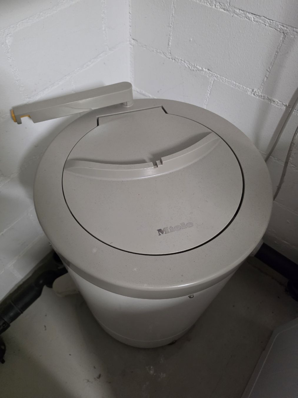 Miele Machines à laver: Miele Wäscheschwinge – D'occasion à Hettlingen par Ratio 1