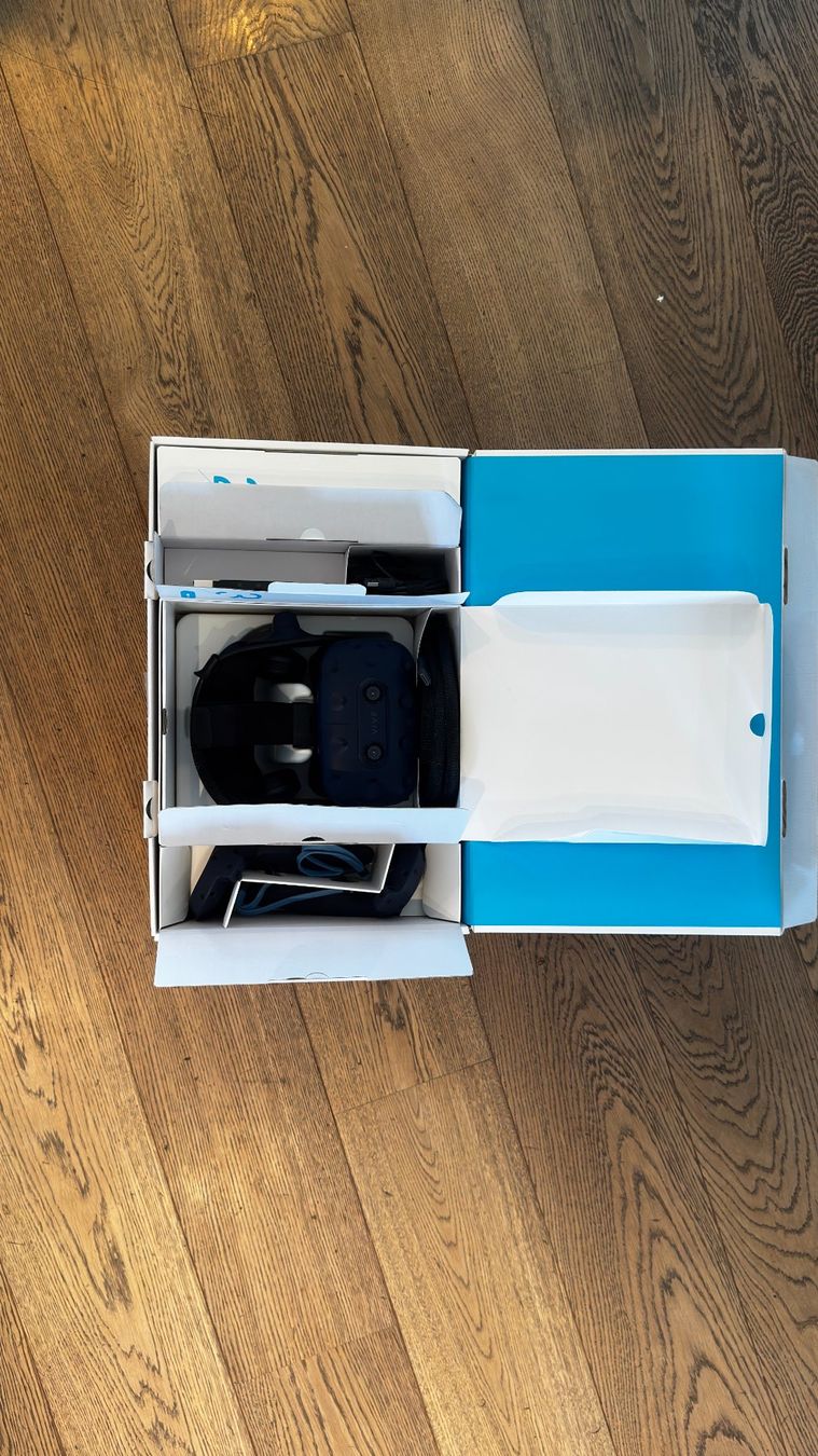HTC Casque VR: VR Brille - Vive Pro – D'occasion à Halten par Funbox 1
