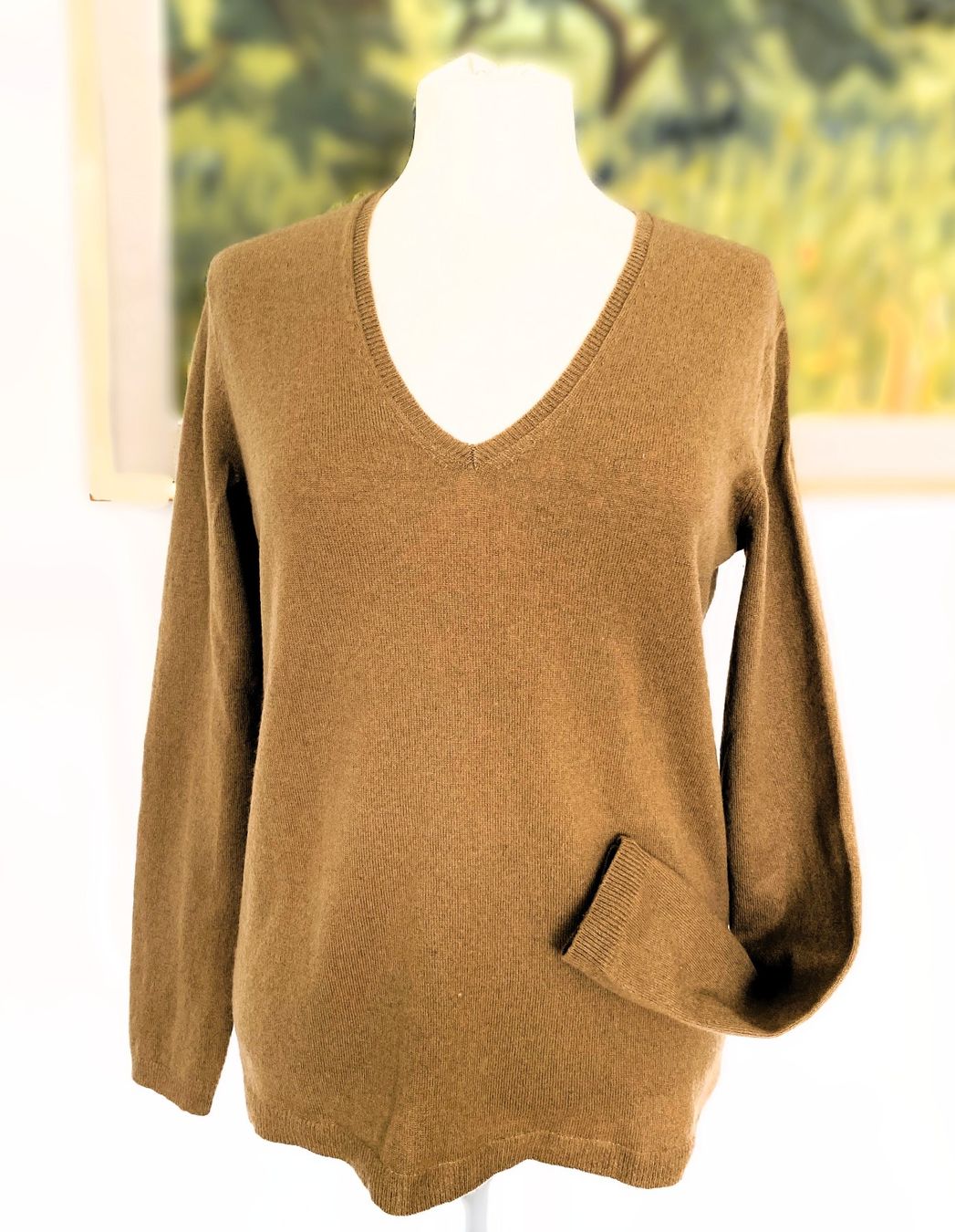Pulls & Sweat-shirts: Boutique TONJA 100% Cashmere Pullover sand V-Ausschnitt S 36 – Neuf (Voir description) à Allschwil par Rosenfee 1