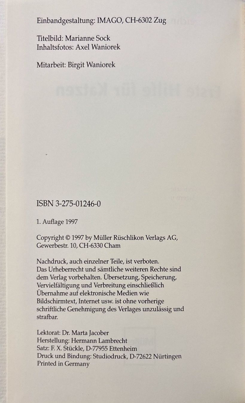 Libri: Erste Hilfe für Katzen – Nuovo (secondo la descrizione) da Sarnen venduto da Livres 2