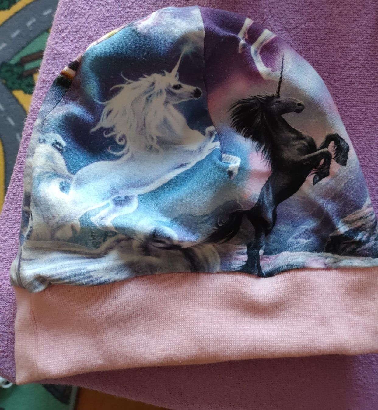 Lotti & Set di vestiti: Süsses Einhorn Set – Usato da Luzern venduto da Luzern_Energy 1