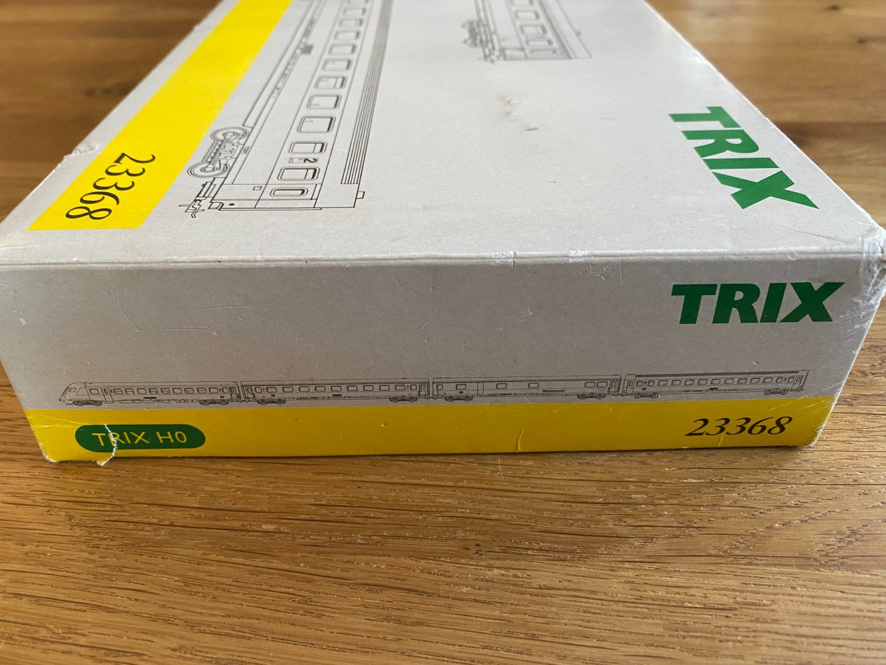 Trix Modellini di ferrovie: Trix IC-Set, 4-teilig mit Steuerwagen – Nuovo (secondo la descrizione) da Bözen venduto da Stefant0 5