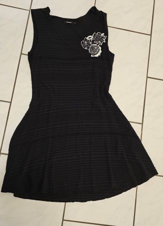 kleine Schwarze / tolles Kleid / Kofferkleid/Rock / desigual