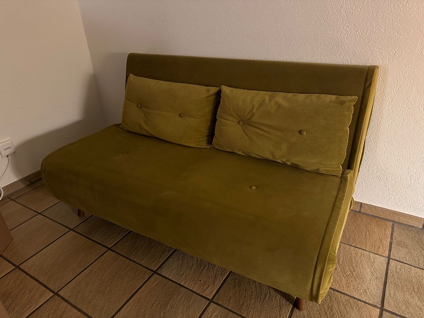 Sofas: Velvet Sofa bed + Mattress bundle – D'occasion à Zürich par fik_7vyv 3
