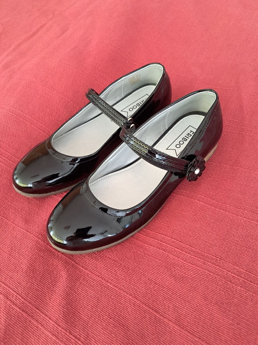 Scarpe per ragazze: Schuhe – Usato da Luzern venduto da youlshee