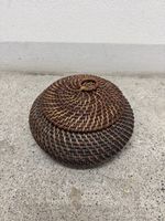 Dekorative Rattankorb Dose mit Deckel, Top Zustand! (52)