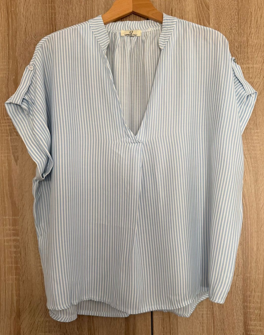 Camicette: Blusen Top Shirt hellblau weiss Grösse 46 – Usato da Nussbaumen AG venduto da brigitebardot