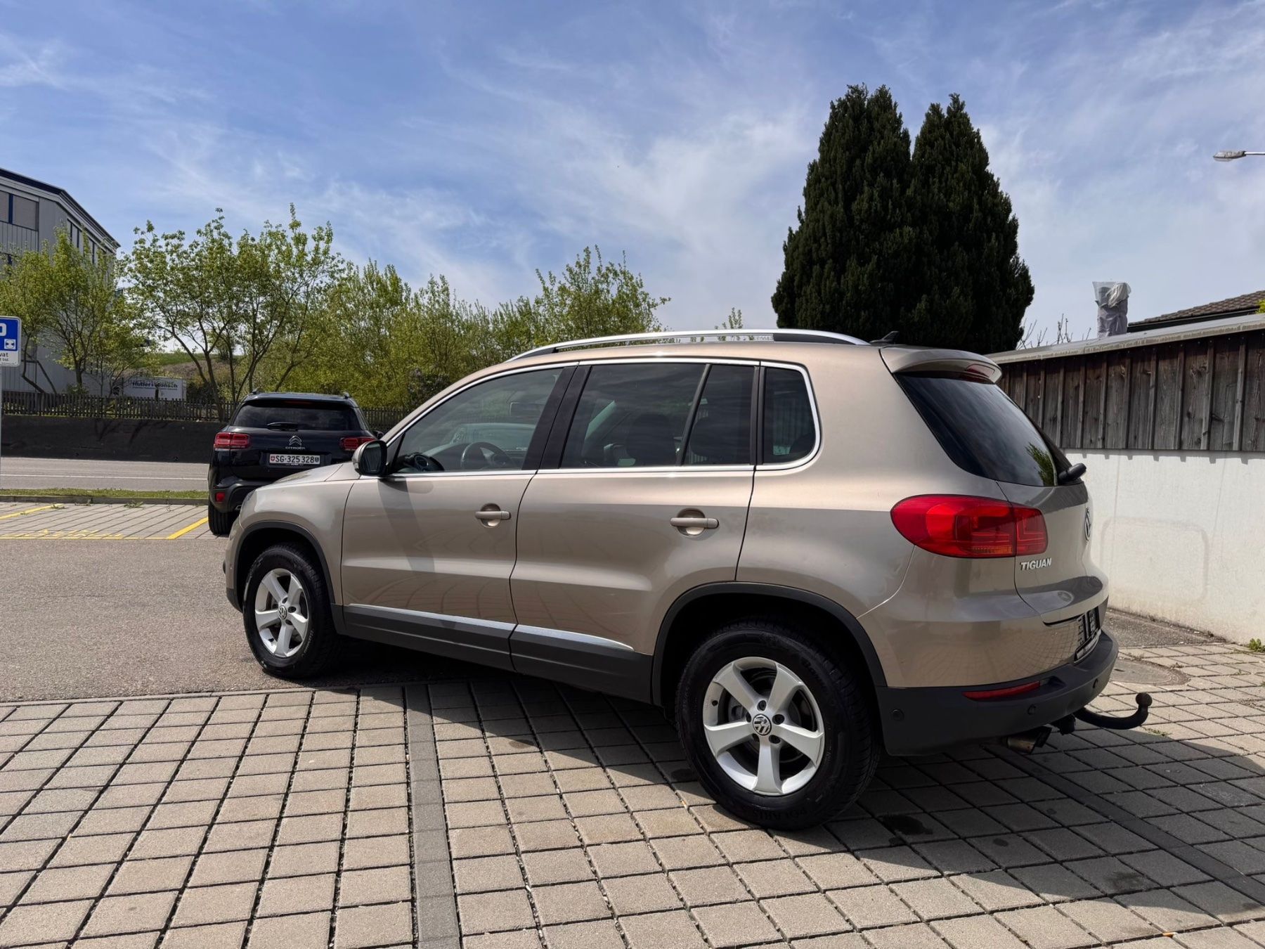 VW Automobili: VW Tiguan 2.0 TSI 4Motion – Usato da Gossau SG venduto da Nez-lim 5