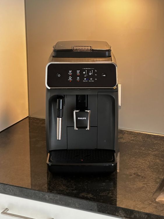 Philips Series 2200 Kaffeevollautomat | Kaufen auf Ricardo