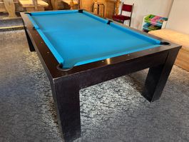 Billardtisch Zustand, ideal für ambitionierte Spielende