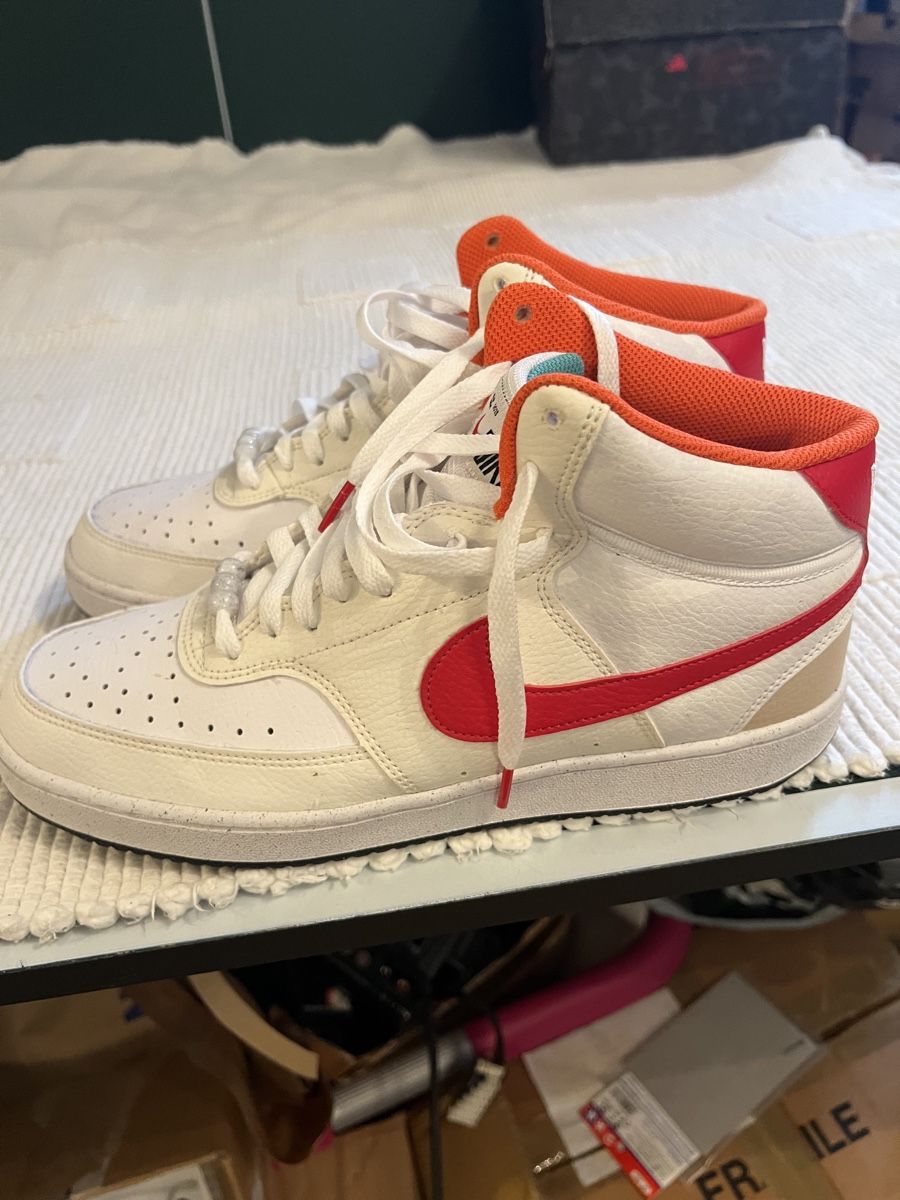 Nike Scarpe da uomo: Nike basketball schuhe – Nuovo (secondo la descrizione) da Wettingen venduto da OldKeeper