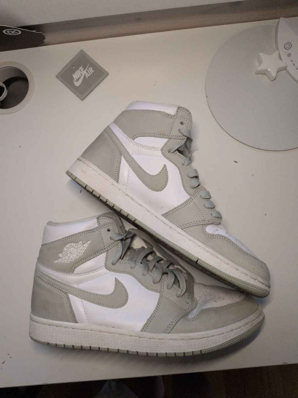 Jordan Scarpe da uomo: Nike Air Jordan 1 High, taille 42 – Usato da Rolle venduto da alibaba17 1