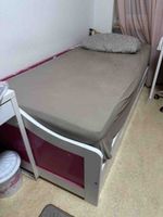 Einzelbett mit Stauraum weiss pink akzeptabel