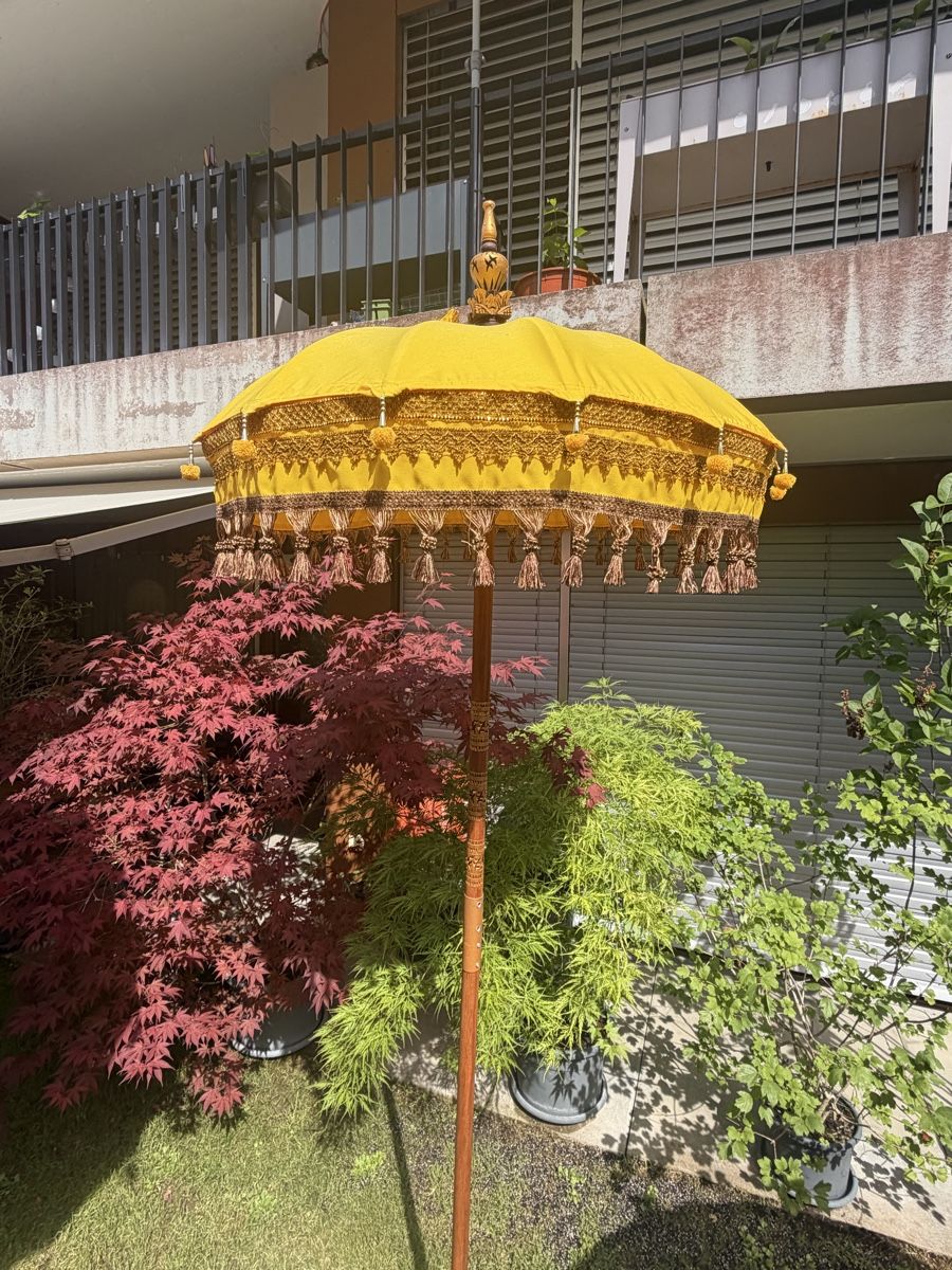 Ombrelloni: Sonnenschirm aus Bali – Usato da Fällanden venduto da Caramel7 2