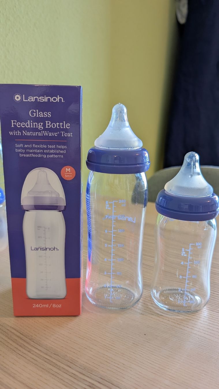 Lansinoh Pasti del neonato: Set biberons Lansinoh – Usato da Meyrin venduto da jes_yr5m 2