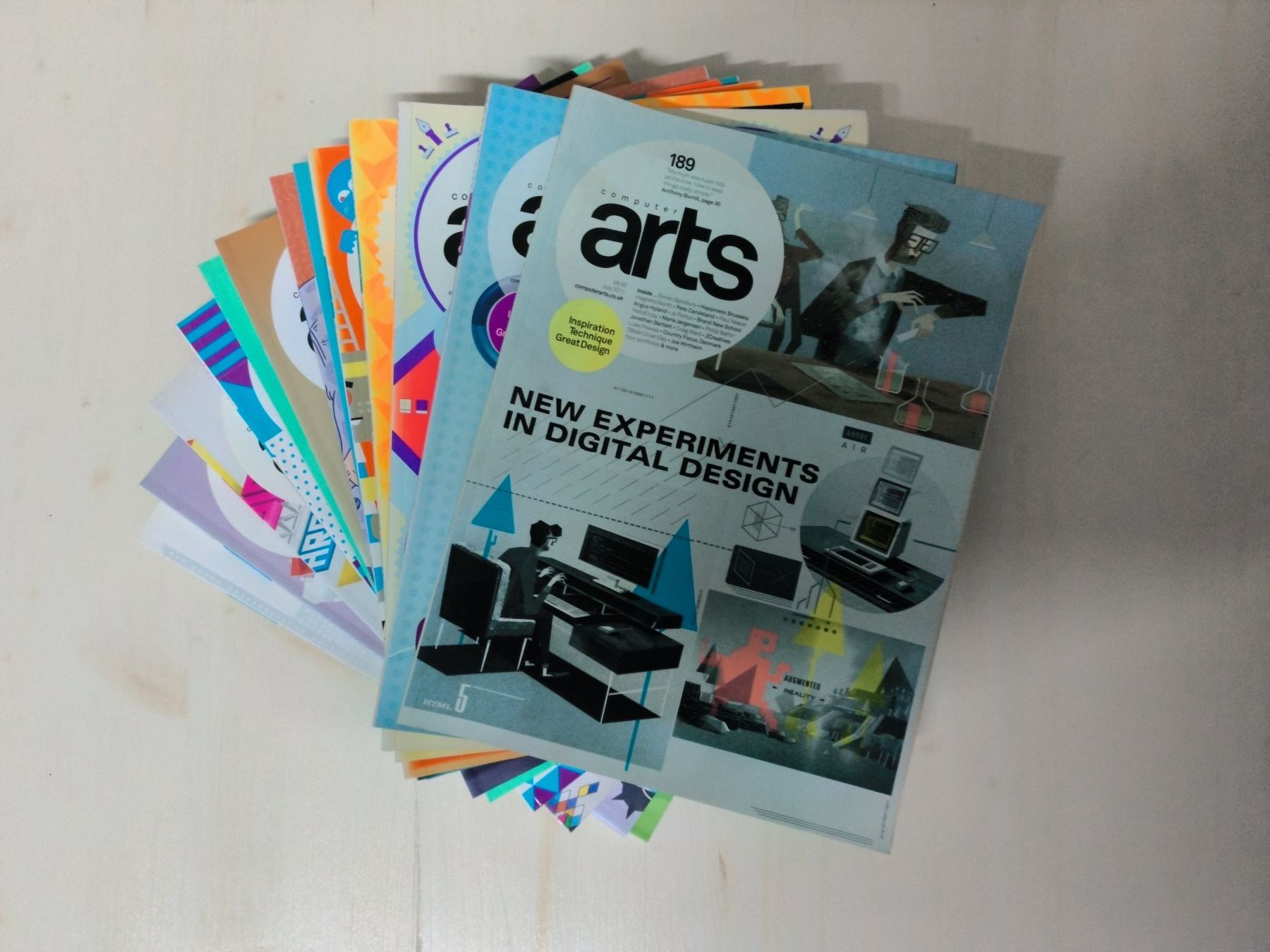 Zeitschriften & Magazine: Computer Arts Magazine Sammlung (2011) – Gebraucht aus Wabern von Silencio