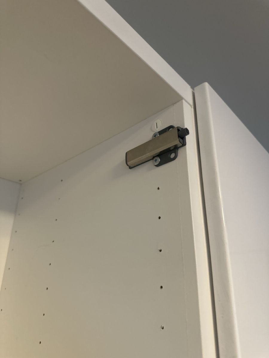 Mobili TV: Wohnwand mit viel Stauraum, Ikea – Usato da Menziken venduto da Ranma 4