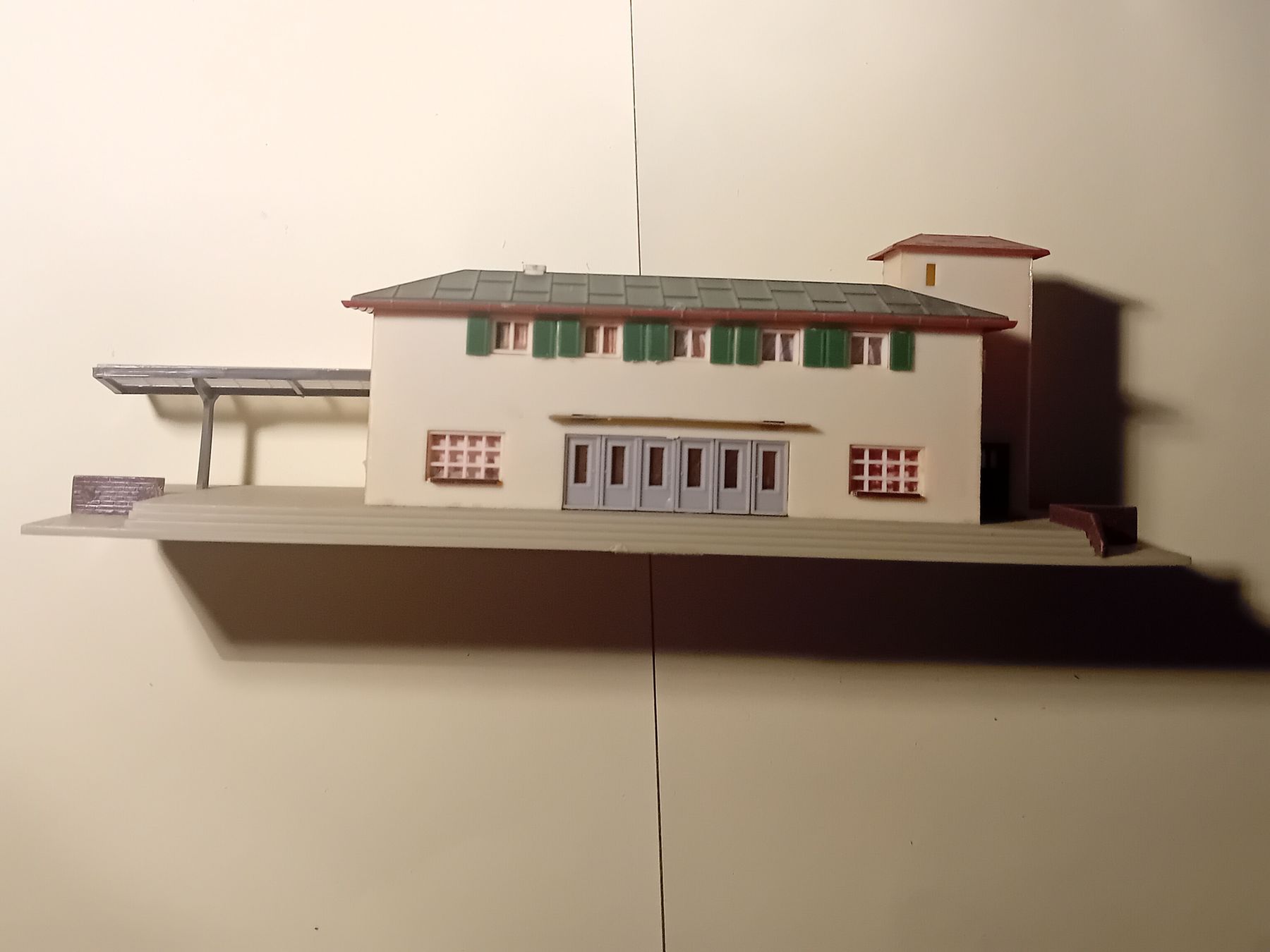 Faller Modelleisenbahnen: Bahnhof Faller spur N  Gare Voyageurs – Gebraucht aus Orbe von Papounet04 2