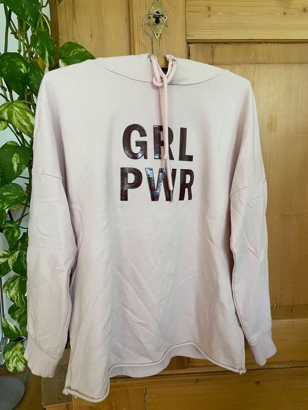 H&M Maglioni & Felpe: Kapuzenpullover Damen/Mädchen – Usato da Riedholz venduto da lenibeni03