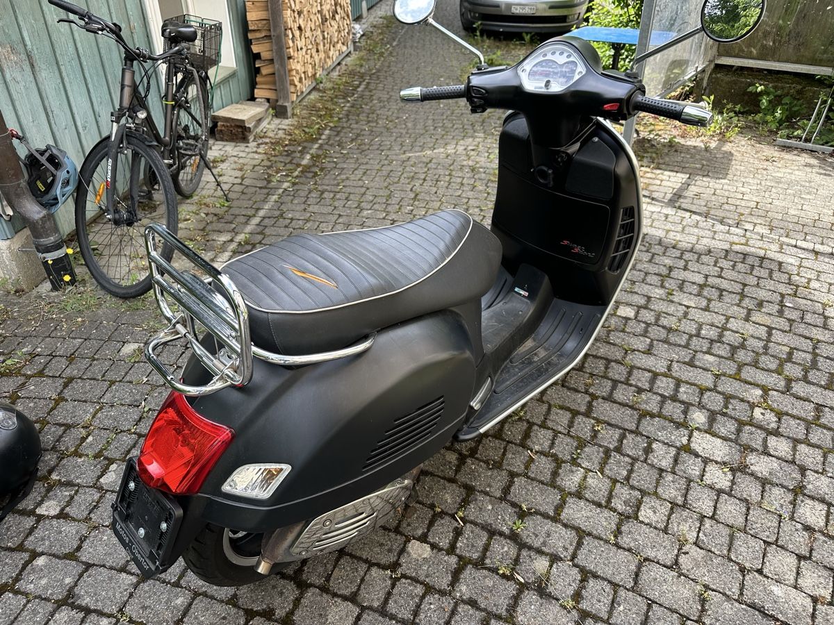 Vespa Scooters: Vespa Gts 300 – D'occasion à Wädenswil par tippihno 7