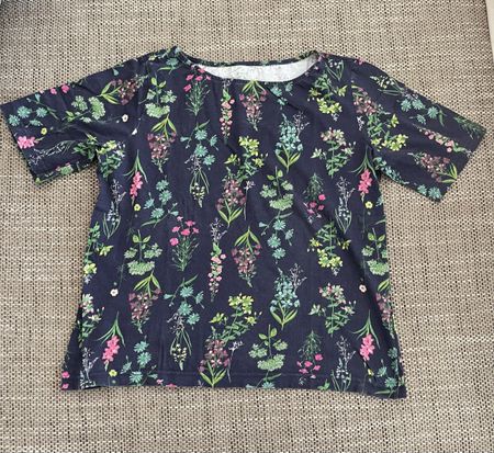 Damen T-Shirt-Set Gr. M (42) – 2 schöne Oberteile mit Herz &