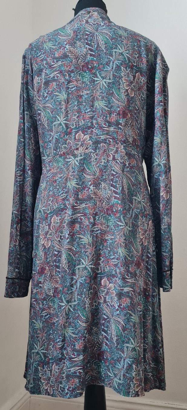 Nile Kleider: Nile Blusenkleid Gr. S – Gebraucht aus Schaffhausen von 4spatzen 1